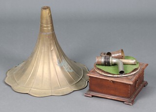 A reproduction gramophone and brass horn (all requires attention) 