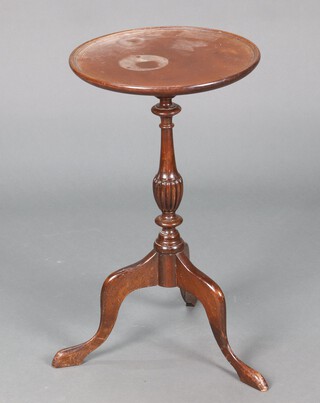 A Georgian style mahogany wine table with saucer top 64cm h x 37cm  (water and contact marks in places) 