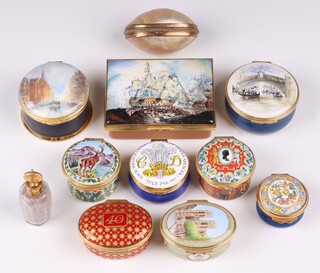 A collection of 9 Halcyon days boxes and three others (12)