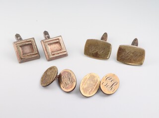 Two pairs of silver T-bar cufflinks 21.5 grams together with a pair of oval Sparta 9ct gold and silver oval cufflinks, 2 pairs initialled GP 