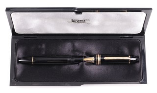 A Mont Blanc Meisterstuck fountain pen No. 149, with 18ct gold nib, boxed