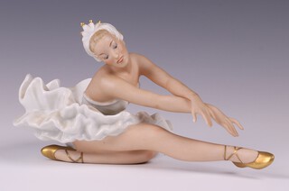 A Wallendorf German porcelain figure of a ballerina 26cm 