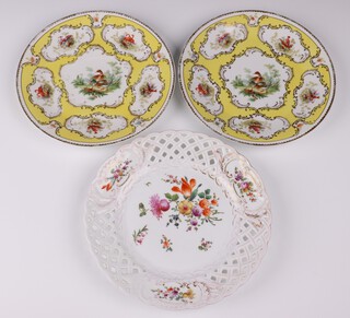 A Dresden ribbon ware plate with floral decoration 22cm together with 2 German yellow and gilt porcelain plates decorated with birds 21cm 