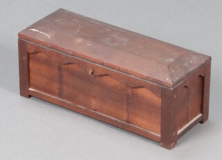 A rectangular mahogany trinket box in the form of a coffer with hinged lid 14cm h x 39cm w x 15cm d