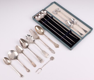 A silver preserve spoon Sheffield 1925, a reproduction James II silver teaspoon Sheffield 1977, silver pudding fork, 6 various silver teaspoons, 2 silver salt spoons and a Chinese silver fork, 164 grams, together with 3 Chinese silver spoons 22 grams  