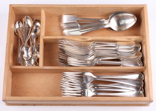 16 various silver plated Old English pattern dinner forks, 12 fiddle pattern ditto, 9 fiddle pattern pudding spoons, sugar tongs, 6 fiddle pattern spoons and other silver plated teaspoons 