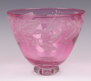 Julia Linstead, a pink etched glass vase decorated lilies, signed,  18cm x 23cm 