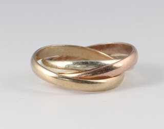 A 3 colour 9ct gold Russian wedding band, size F, 2.6 grams