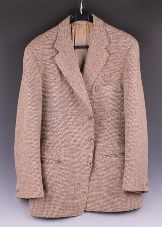 Marshall of Walton on Thames, a bespoke Harris Tweed Buckingham jacket, with tailors label marked "Bespoke Tailor's Marshall of Walton on Thames Dr B N. Wallis 39 R"