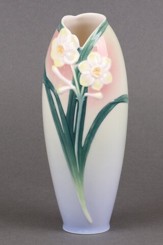 A Franz pottery vase decorated daffodils 19cm 