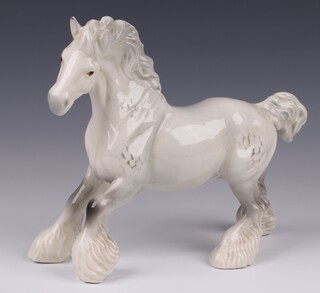 A Beswick figure of a grey shire horse no.975 in gloss finish 19cm 