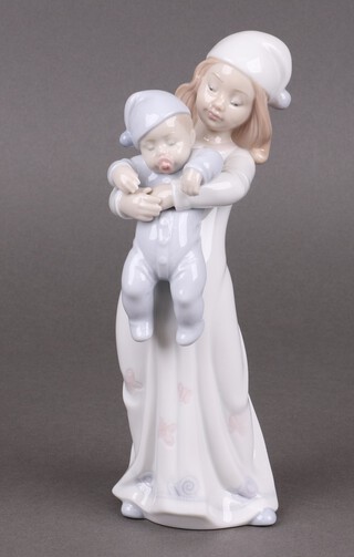 A Lladro figure - Going to Bed 8019 