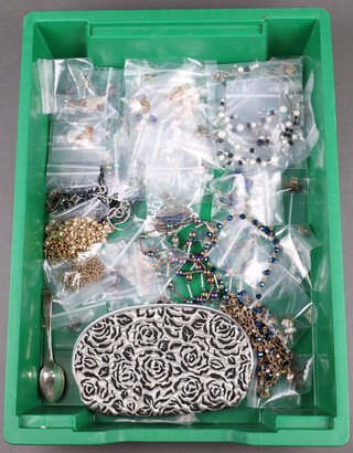 A quantity of costume jewellery including necklaces, earrings, beads, etc