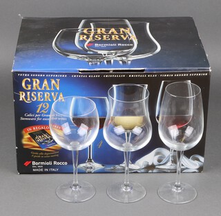 Gran Reserva, a set of 12 various wine glasses in sets of 4, boxed and as new 