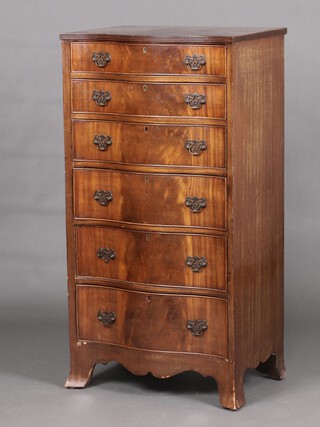 A Georgian crossbanded mahogany chest of serpentine outline fitted 6 drawers, raised on bracket feet 119cm h x 61cm w x 44cm d 