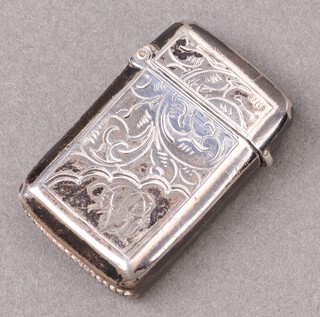 An Edwardian engraved silver vesta case Birmingham 1900, 16g 