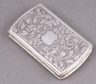A Continental 800 standard rectangular engraved silver pill box with parcel gilt interior 8cm x 5cm, 62g 