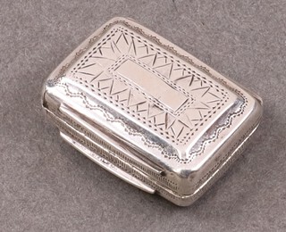 A miniature Georgian silver vinaigrette with grill, Birmingham 1825, 3g