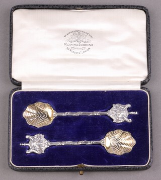 A pair of silver presentation teaspoons, London 1930 by The Goldsmiths and Silversmiths Company for The Salters Company Imperial Conference, cased