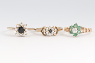 Three 9ct gold paste set rings, sizes N, O 1/2 and Q, gross weight 5.6g