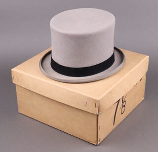 A gentleman's Ascot grey top hat, size 7 1/8 
