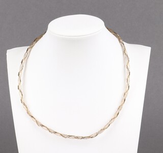 A gold marked 750 wire twist necklace, 42cm, 5.4g