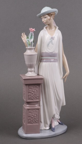 A Lladro porcelain figure, Lady Grand Casino 5175, 32cm 