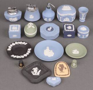Two Wedgwood blue Jasperware table lighters, a perfume atomiser (a/f), 2 thimbles and a collection of miniature trinket boxes 