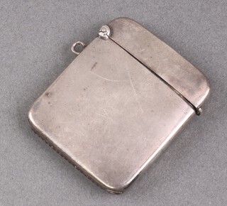 A plain silver vesta case Birmingham 1911 by Charles Perry & Co.. 26g
