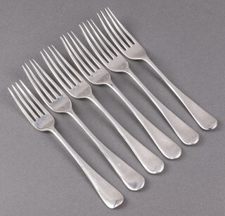 Five silver Old English pattern pudding forks, London 1934 with Jubilee mark by William Burford & Sons and 1 other silver fork, 338g 