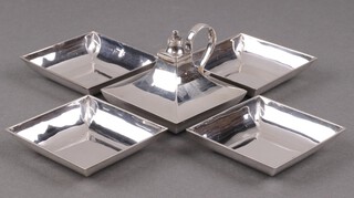 An Art Deco square silver table lighter together with 4 matching ashtrays, Birmingham 1929 by Alexander Clark & Co., 195g 