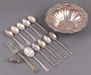 A 925 Camusso bowl 127g, a silver fork, 5 silver teaspoons and a silver jam spoon 104g, together with 4 Continental spoons and a metal dress ring 