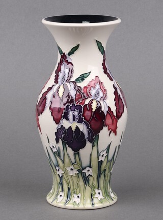 A Nicola Slaney for Moorcroft Duet pattern club shaped vase 19cm, boxed 