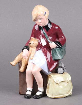 A Royal Doulton limited edition figure of Child Evacuee HN3203 no.7909/9500, 19cm, complete with certificate 