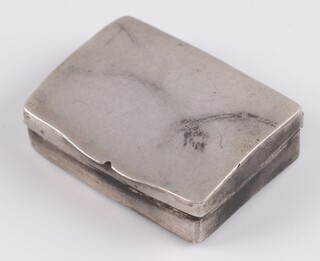 An Edwardian rectangular silver "patch" box with arched hinged lid and parcel gilt interior, Birmingham 1908 by Cornelius Desormeaux Saunder and James Frances Hoolings 2.5cm x 1.5cm, 43.8g 