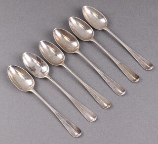 A set of 6 Victorian silver Old English rat tail pattern coffee spoons, London 1885, 64g 