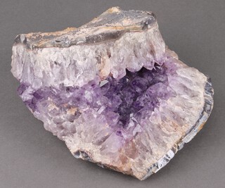 A section of geode 20cm 