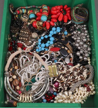 A collection of costume jewellery including necklaces, beads, etc 