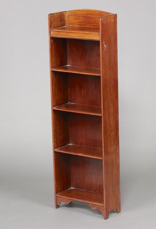 An Edwardian inlaid mahogany oak bookcase fitted 5 shelves and with arched back, 124cm h x 39cm w x 16cm d 