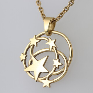 A gold marked 750 pendant hung on a gold marked 750 chain 46cm, 14.9g