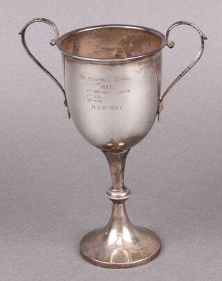 A silver twin handled trophy cup Birmingham 1931, 119g 