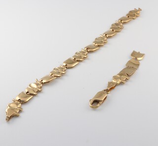 A gold marked 750 bracelet with panels interspersed by elephants (a/f), 9.7g