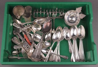 A set of 6 cased fruit knives and forks, 4 silver plated wine tasters and a quantity of silver plated flatware