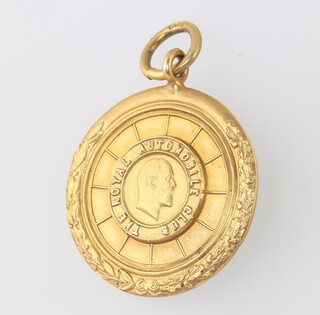 A 9ct gold pendant for The Royal Automobile Club, 10g