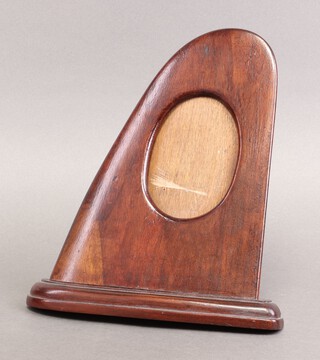 A First World War easel photograph frame formed from a propellor 26cm x 21cm 