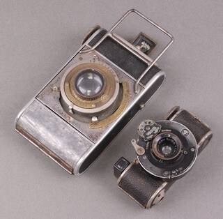 A 1930s German Welta Gucki camera together with a Dresden Vidar