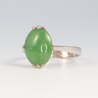 A white gold marked 14K jade set ring, size M, 2.5g