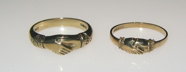 gold friendship ring